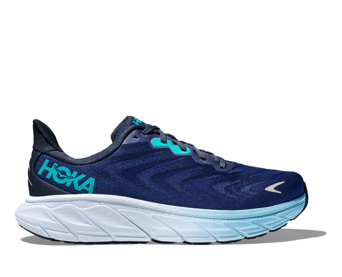 The HOKA Arahi 6, in Outer Space/Bellwether Blue.